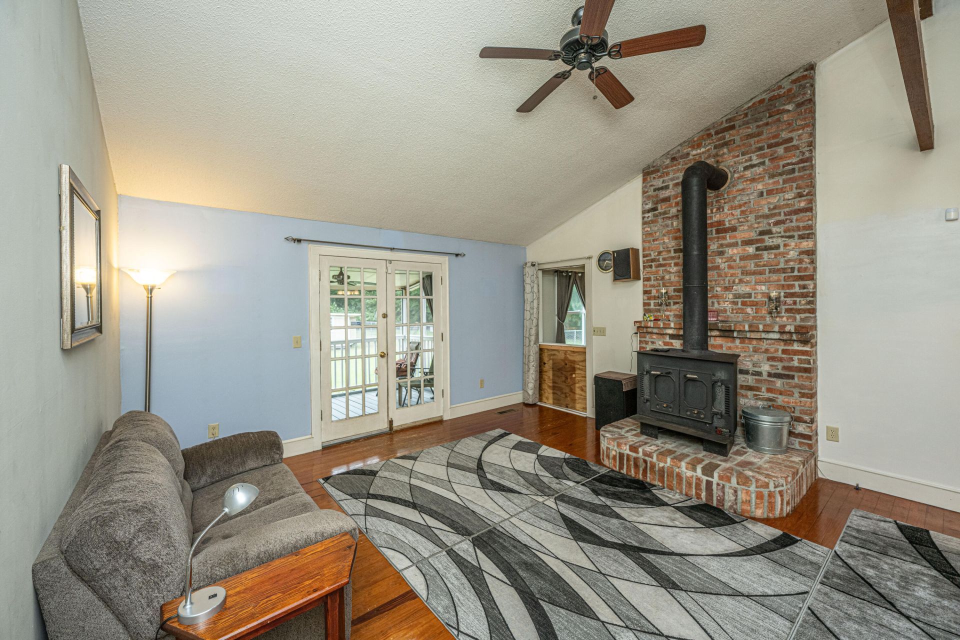 3279 Wire Road Photo 14