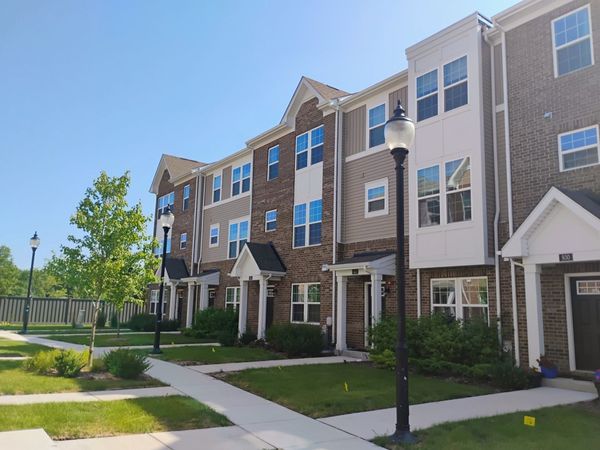 936 Jenkins Court , Wheeling, IL 60090