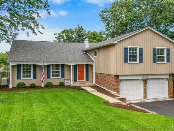 26W380 Blair Street , Winfield, IL 60190