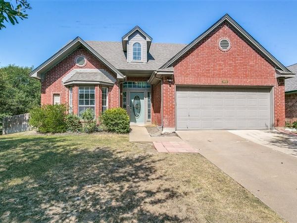 7413 Bear Lake Drive, Fort Worth, TX 76137