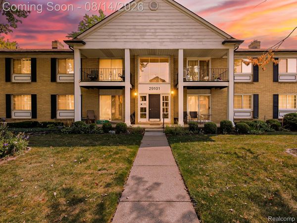 29101 Hayes Road, Warren, Mi 48088