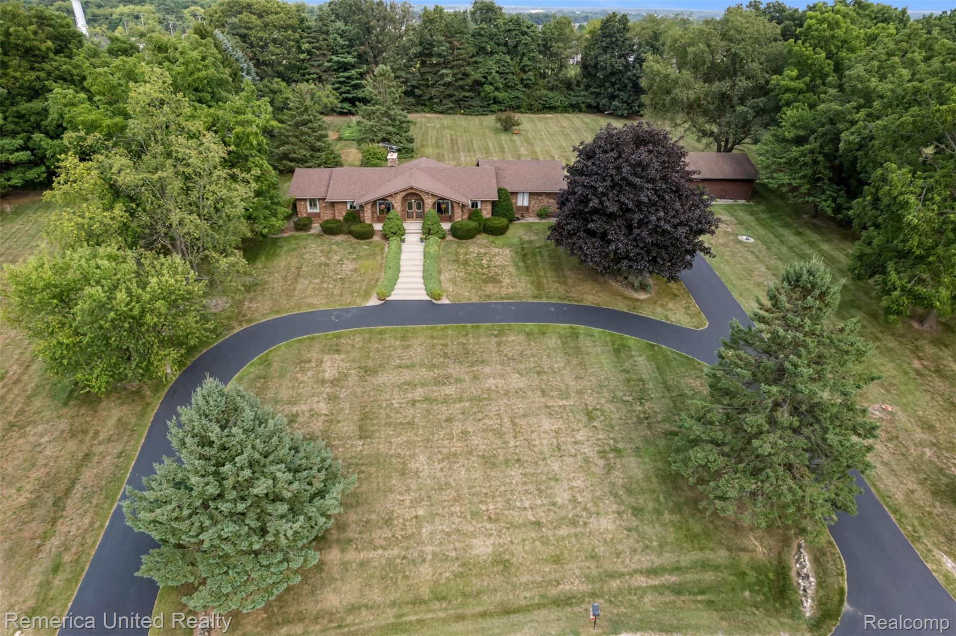 59245 Bishop Road, Lyon Township, Mi 48165 Main Photo
