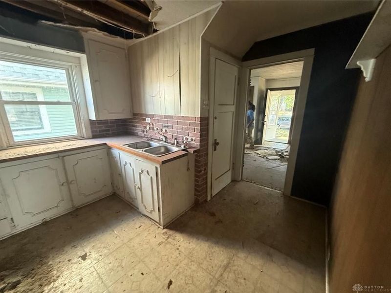 104 E Beechwood Avenue, Dayton, OH 45405 Photo 4