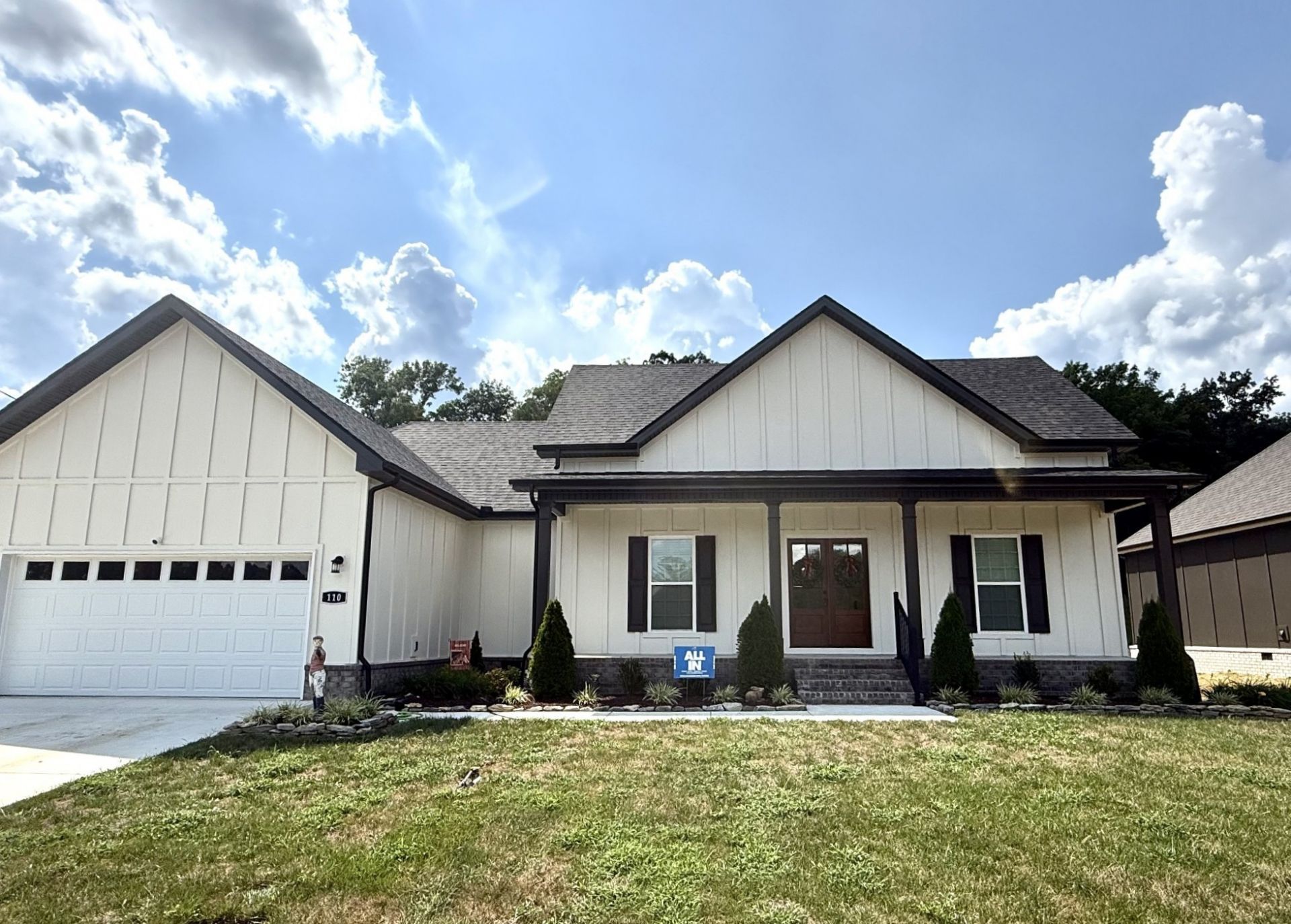 110 Stonebrook Dr , Shelbyville, TN 37160 Main Photo