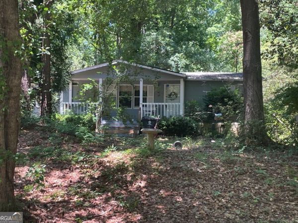 19 Peachtree Lake Drive, Sharpsburg, GA 30277