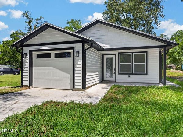 8365 SUSIE Street, Jacksonville, FL 32210