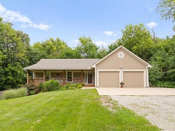 525 NW 1891 Road, Kingsville, MO 64061
