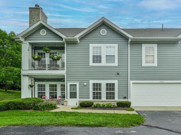 1025 Falcon Ridge, Carmel, IN 46280