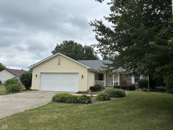 374 W Old South Street , Bargersville, IN 46106