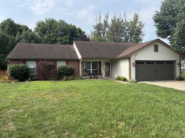 7818 Jaclyn Drive , Indianapolis, IN 46237