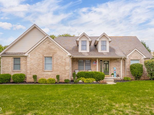3368 Berkshire Place, Columbus, IN 47203