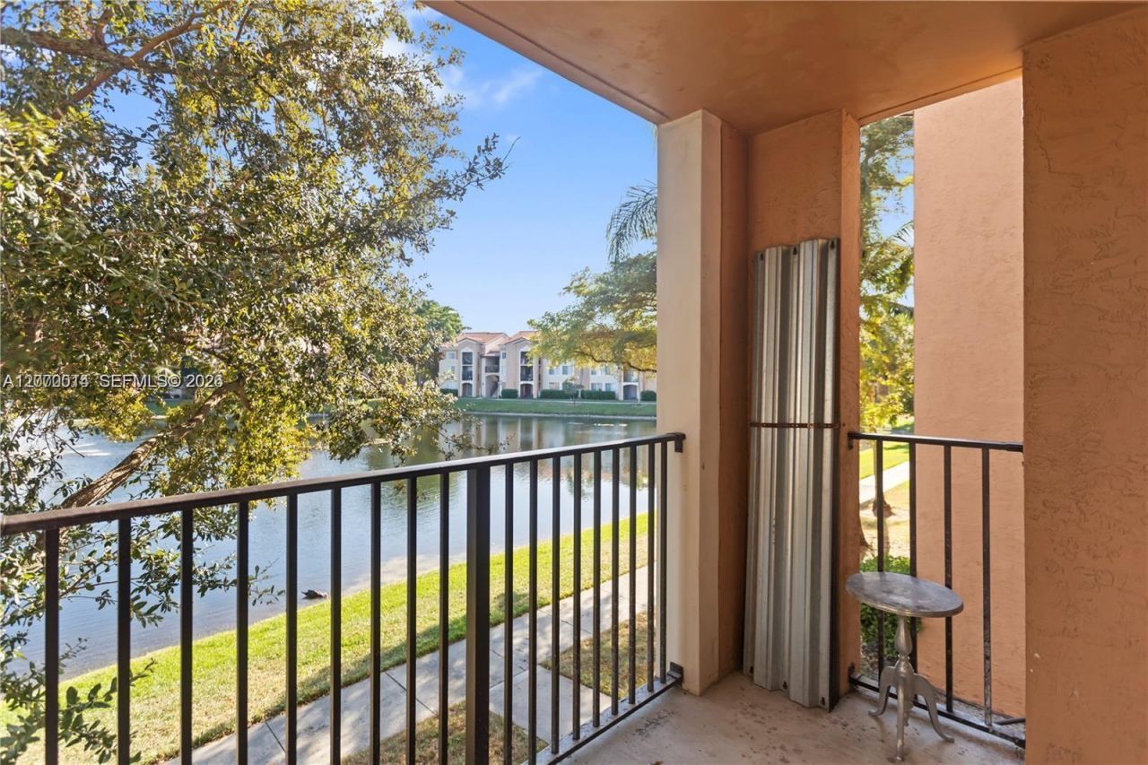 2051 Renaissance Boulevard , Unit 202, Miramar, FL 33025 Photo