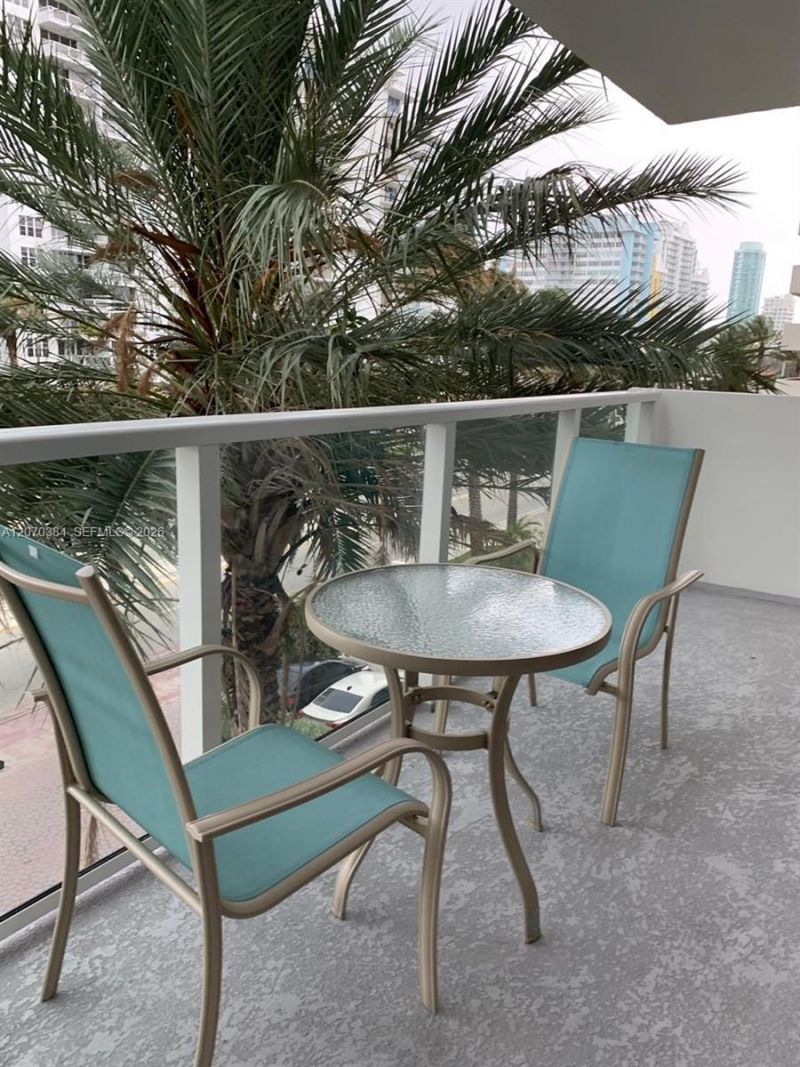 5701 Collins Ave , Unit 311, Miami Beach, FL 33140 Photo