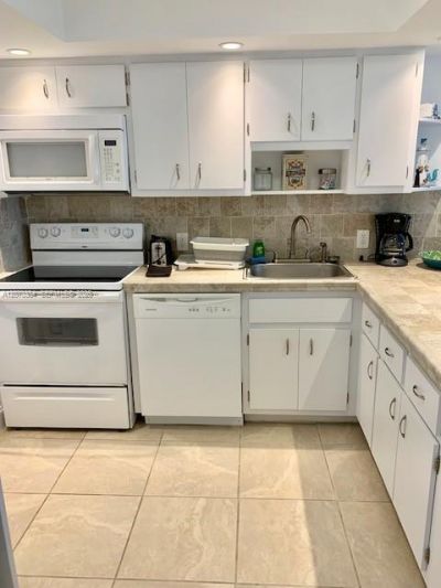 5701 Collins Ave , Unit 311, Miami Beach, FL 33140 Photo
