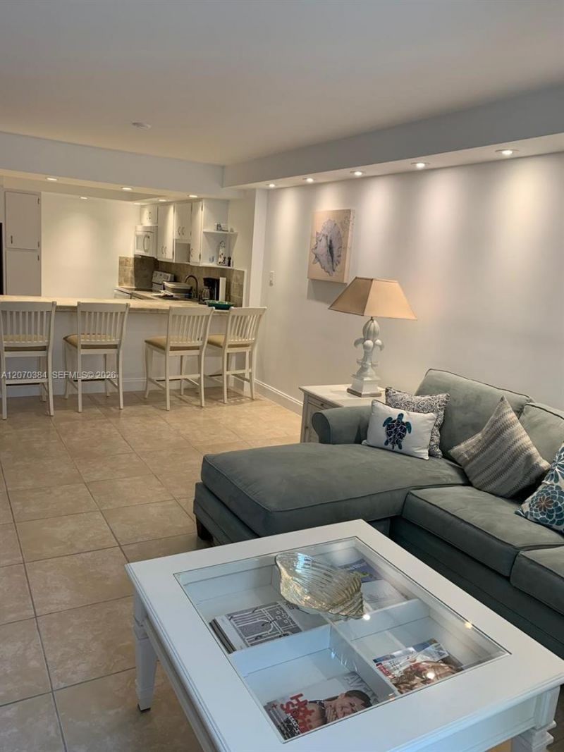 5701 Collins Ave , Unit 311, Miami Beach, FL 33140 Photo