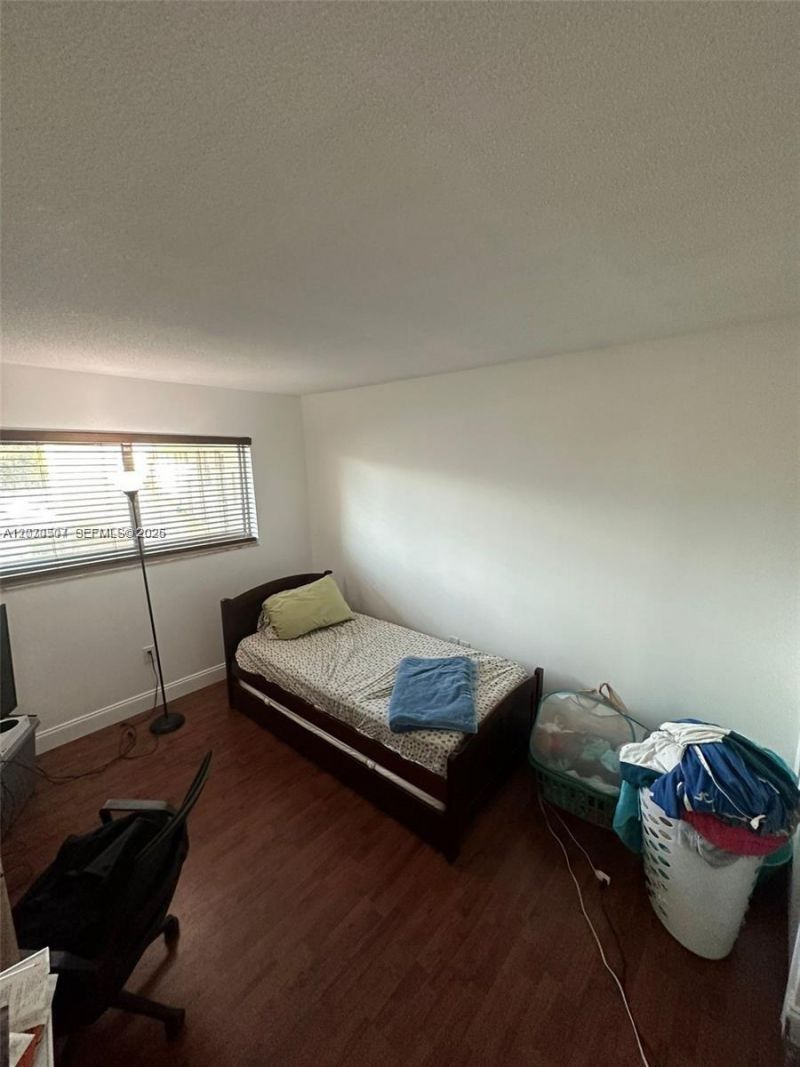 1680 NE 191st St , Unit 209-2, Miami, FL 33179 Photo