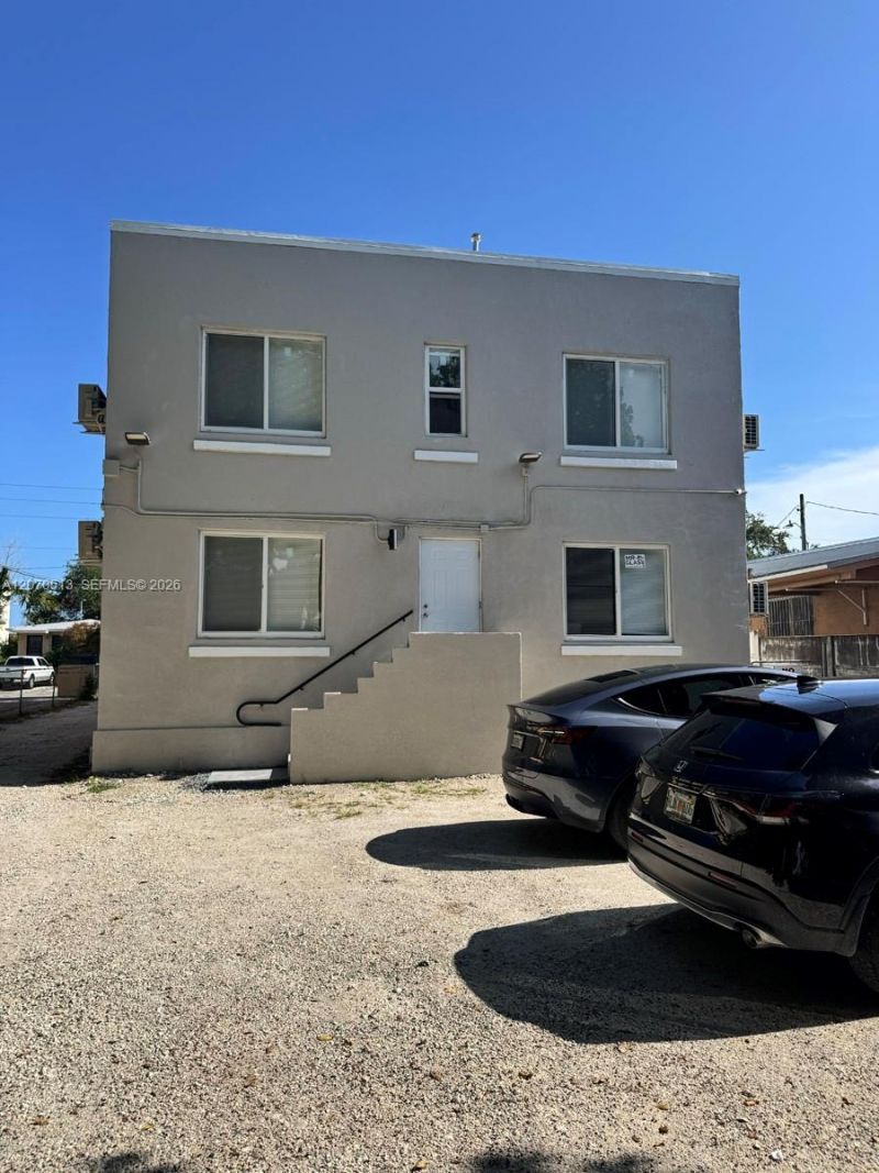 1631 NW 3 St , Unit 5, Miami, FL 33125 Photo