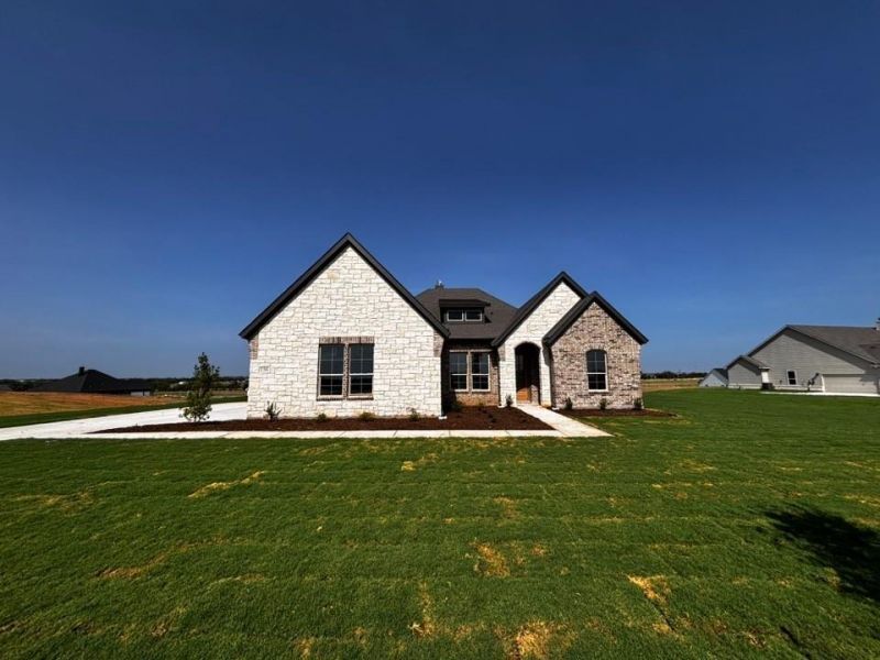 156 Hillview Trail, Decatur, TX 76234 Main Photo