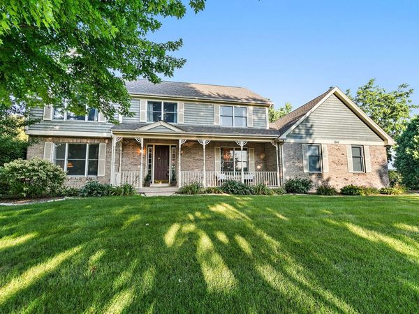 1345 Chadwick Court, Dundee, IL 60118