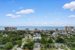 1505 Edge Dr. photo 4