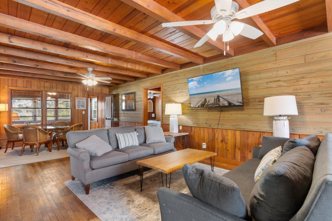 1505 Edge Dr. Photo 39