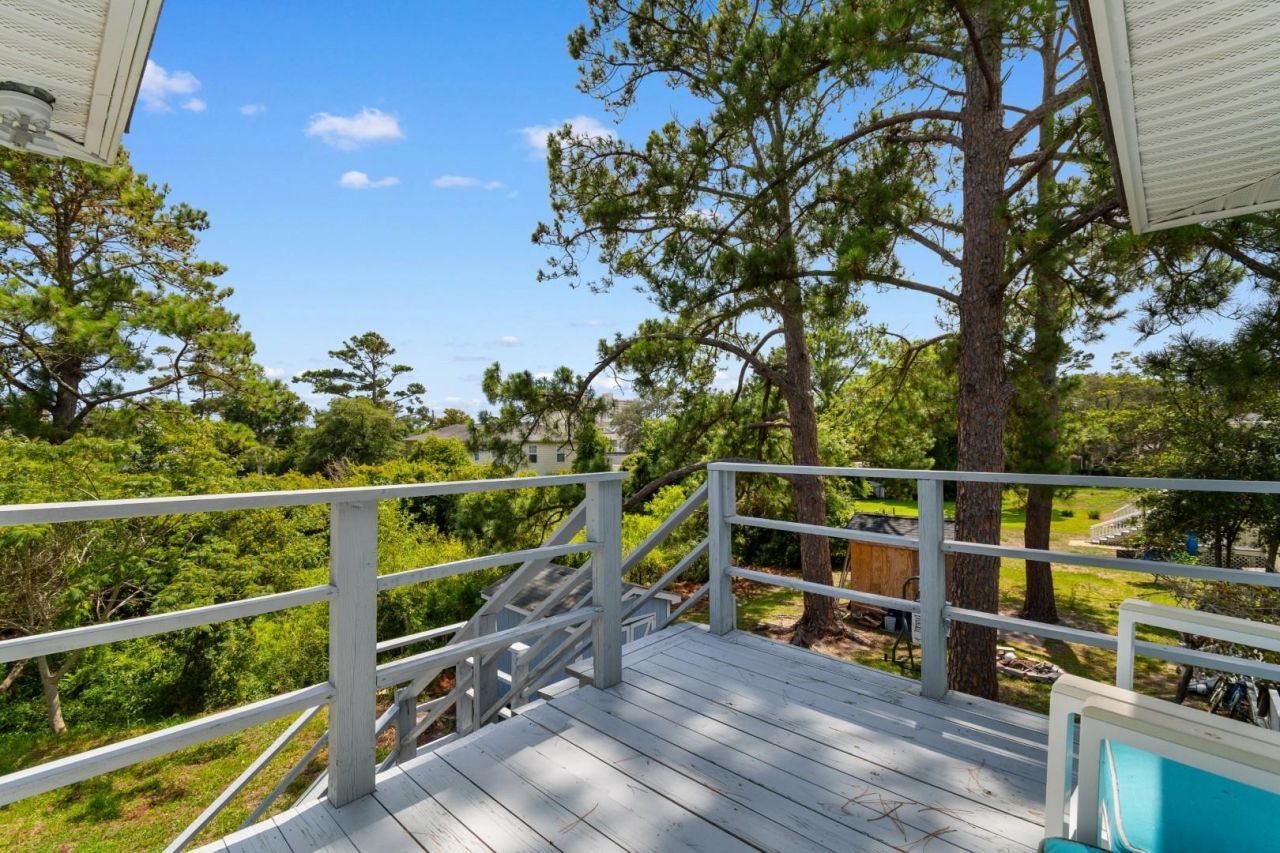 1505 Edge Dr. Photo 53