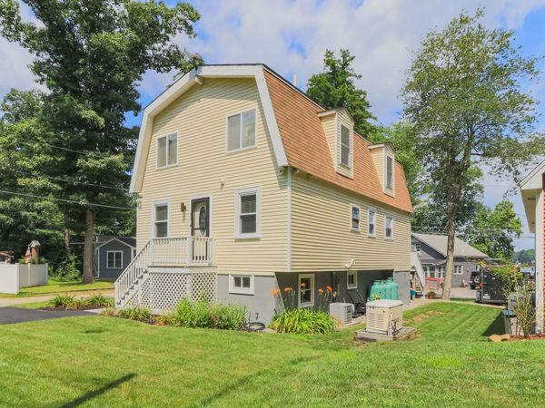 11 Tabor Road, Hampstead, NH 03841