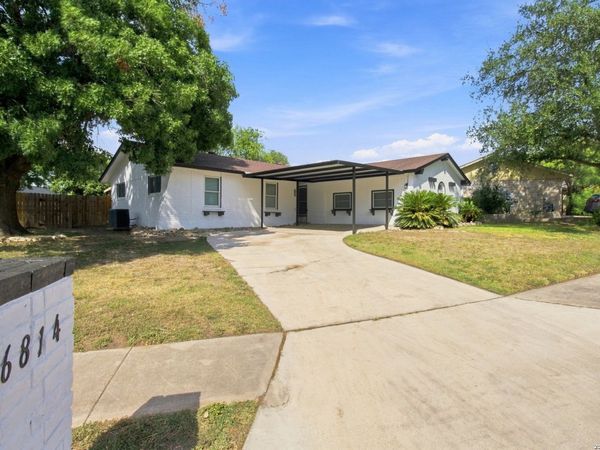 6814 SUNLIGHT DR, Leon Valley, TX 78238