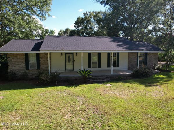 68 Dummy Line Road, Jayess, MS 39641