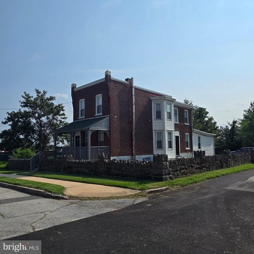 220 IRVING STREET, TRAINER, PA 19061