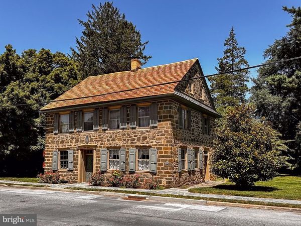 27 E MAIN STREET , STRASBURG, PA 17579