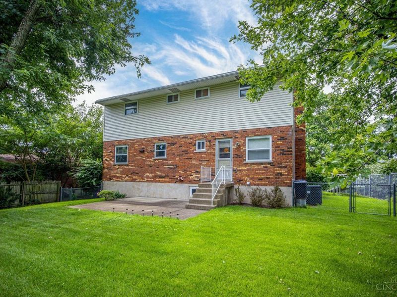 818 Heavenly Lane, Delhi Township, OH 45238 Photo 32