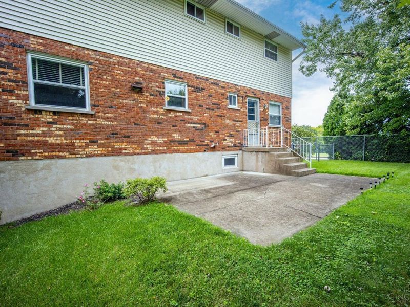 818 Heavenly Lane, Delhi Township, OH 45238 Photo 33