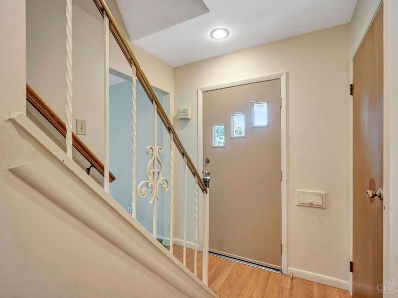 818 Heavenly Lane, Delhi Township, OH 45238 Photo 5