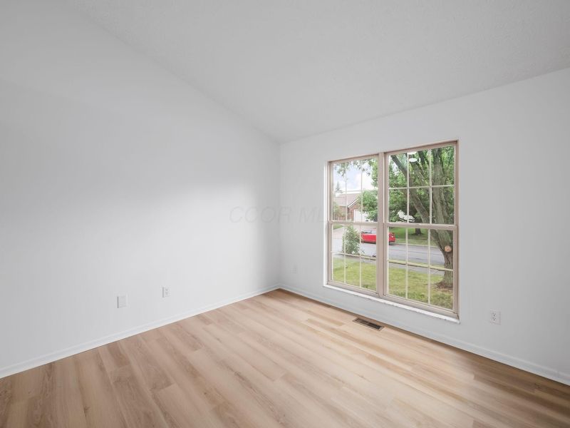 219 Pinoak Court , Delaware, OH 43015 Photo 13