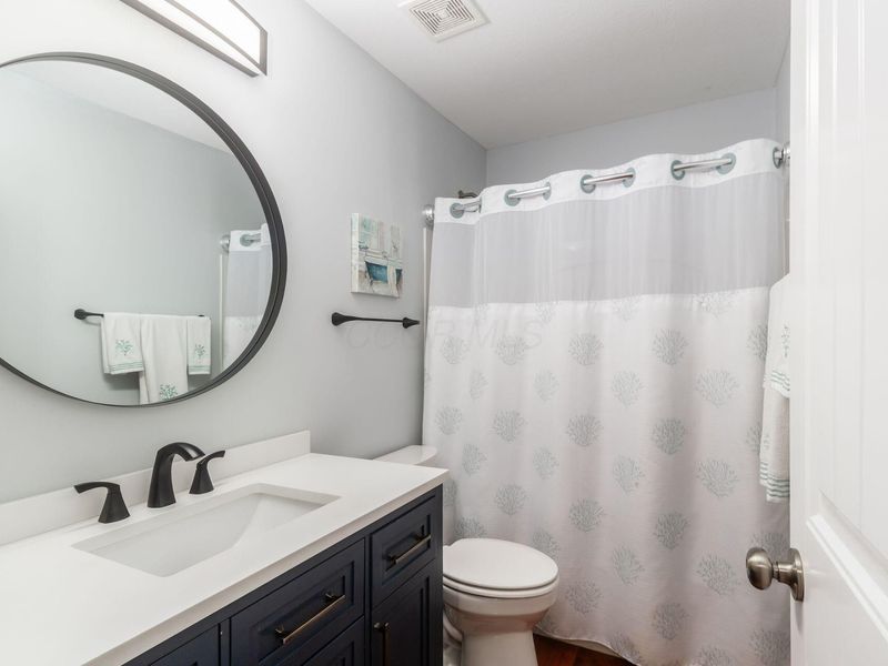 1548 Adena Pointe Drive, Marysville, OH 43040 Photo 12