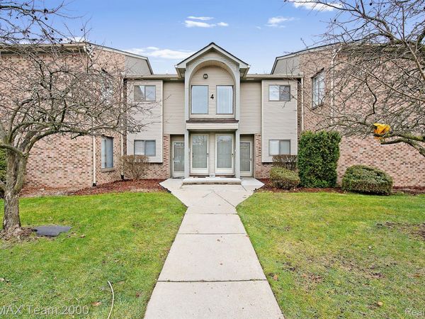 42461 LILLEY POINTE Drive, Canton Township, Mi 48187