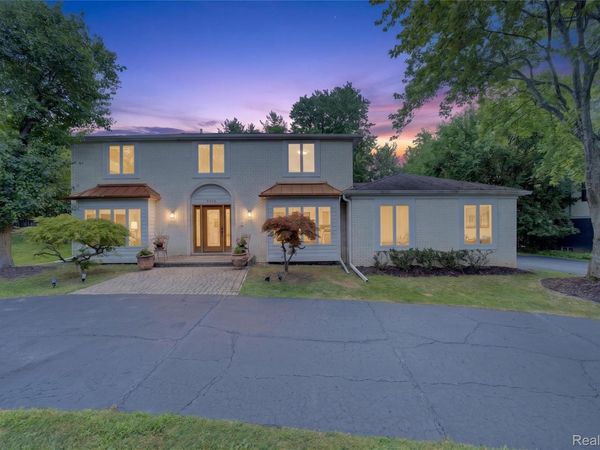5369 W Bloomfield Lake Road, West Bloomfield Township, Mi 48323