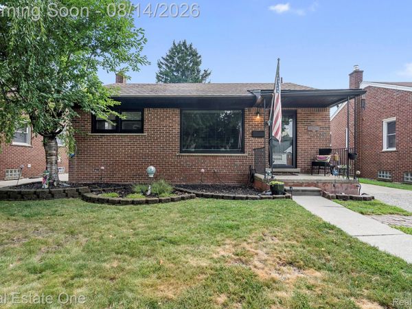 9381 Fox Avenue, Allen Park, Mi 48101