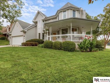 501 N Polk Circle, Papillion, NE 68046