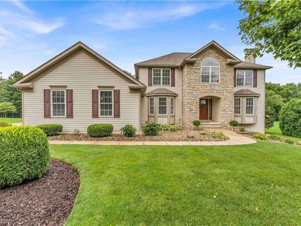 2940 Robert Gary Court , Medina, OH 44256