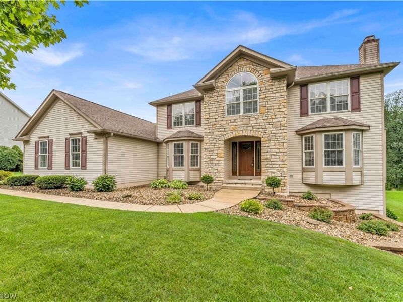 2940 Robert Gary Court, Medina, OH 44256 Photo 2