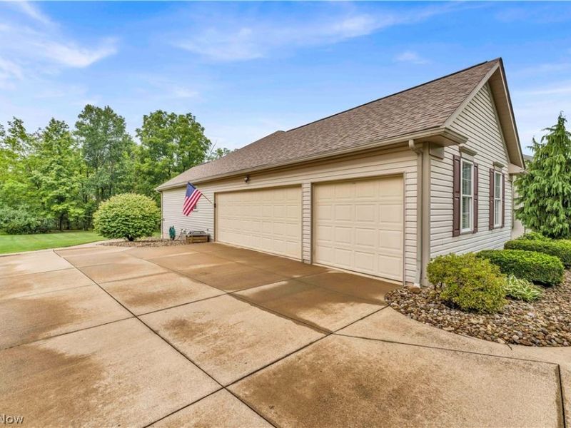 2940 Robert Gary Court, Medina, OH 44256 Photo 4