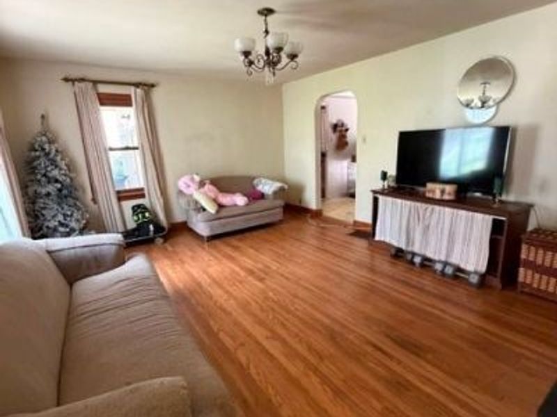 2090 Norwood Boulevard, Zanesville, OH 43701 Photo 2