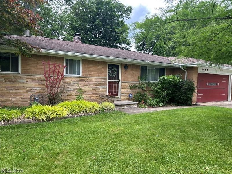 4960 W Park, North Olmsted, OH 44070 Photo 1