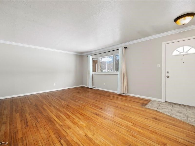 4960 W Park, North Olmsted, OH 44070 Photo 3