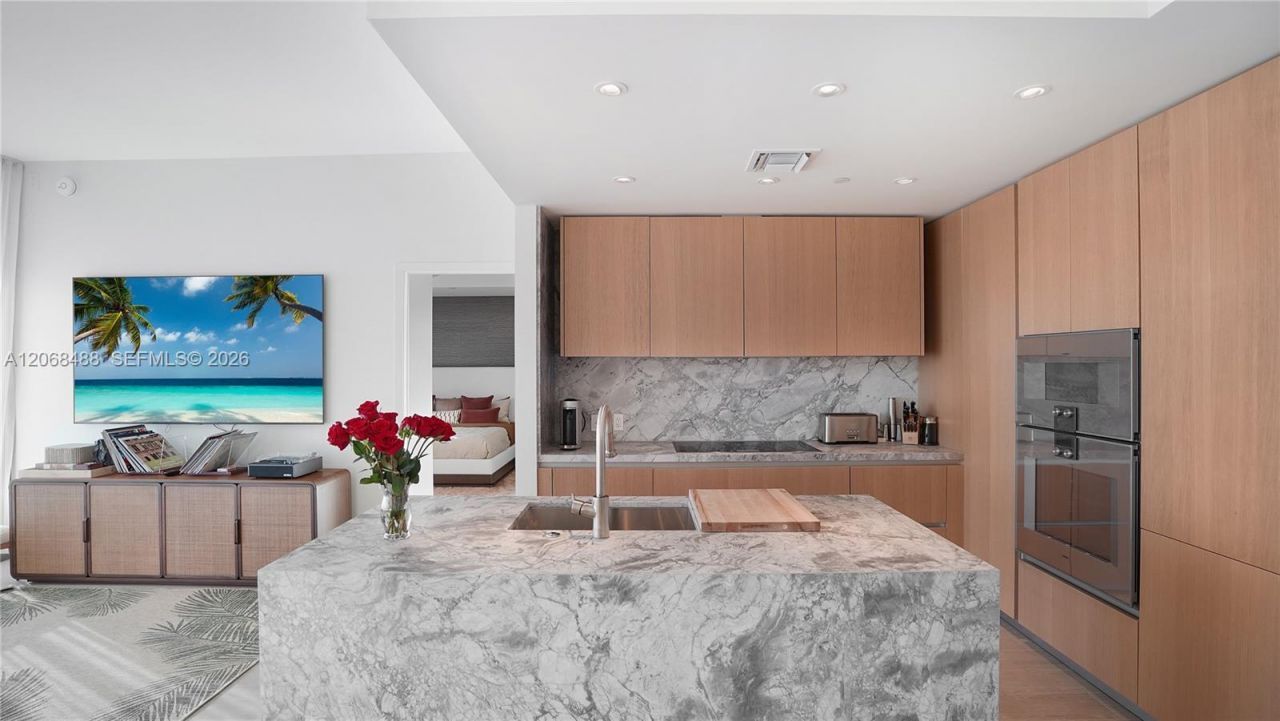 500 Alton Rd, Unit 3605, Miami Beach, FL 33139 Photo