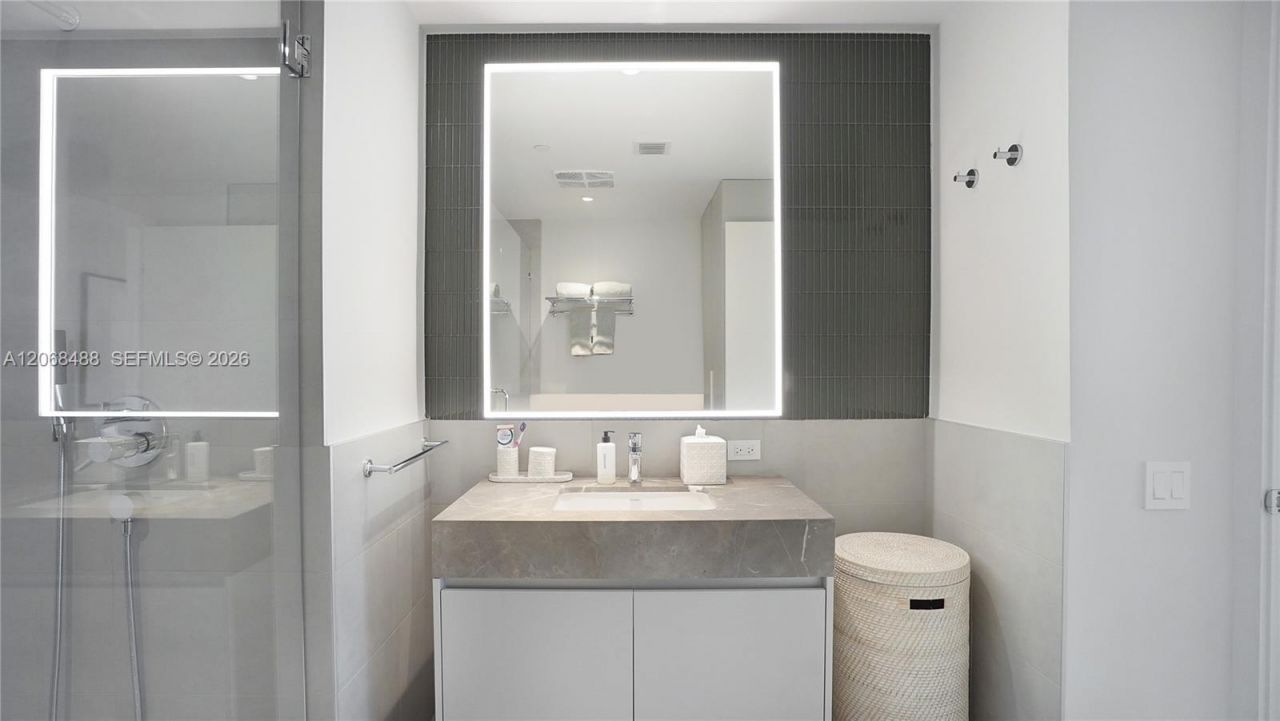 500 Alton Rd, Unit 3605, Miami Beach, FL 33139 Photo