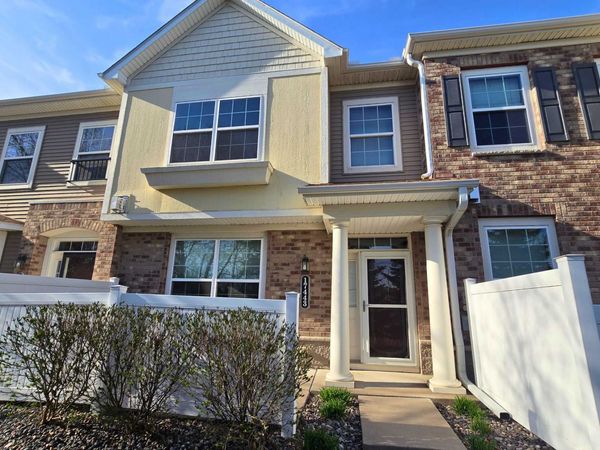 17443 72nd Avenue N, Unit 2202, Maple Grove, MN 55311