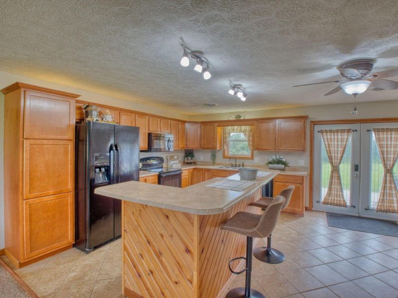 63736 Frazee Lane, McArthur, OH 45651 Photo 7